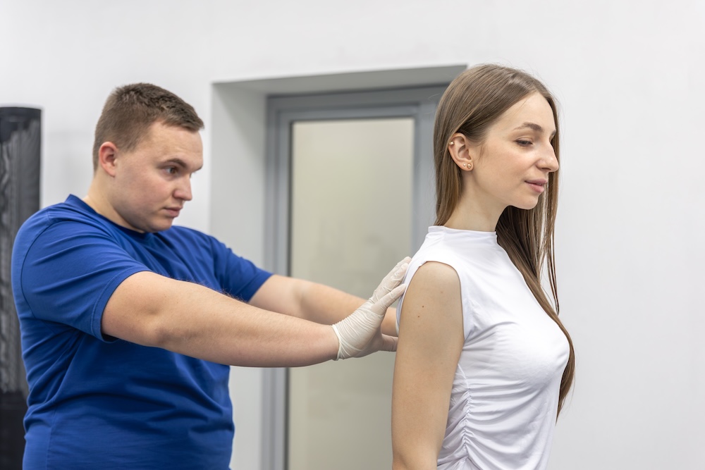Benefits of Physiotherapy for Frozen Shoulder